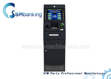 A máquina do NCR ATM parte a unidade interna da parte dianteira da entrada da máquina da instalação SS22E de SelfServ 6622E