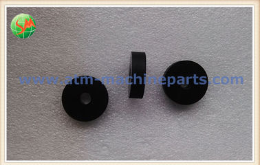 Rolo plástico preto das peças sobresselentes 445-0587811 da máquina do NCR ATM dos Personas 77