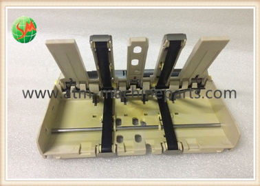 A máquina de Wincor ATM parte 2050xe a braçadeira Shell exterior plástico 01750041881